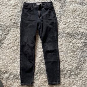 Everlane Skinny High Rise Jeans - size 26 short